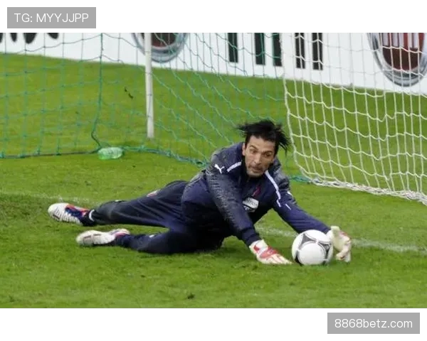 布冯关键战连续首发，门线反应成压制对手强攻关键